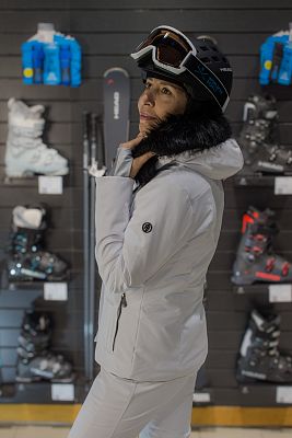 Превью Горнолыжная куртка со скидкой Куртка горнолыжная POIVRE BLANC W24-0802-WO White